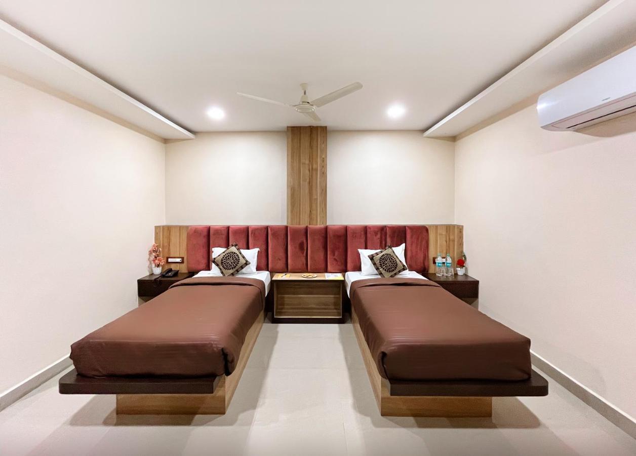 Geet Kavya Inn Bhopal Exterior photo